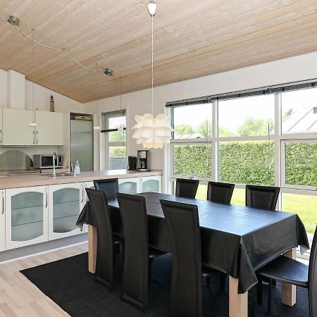 8 Person Holiday Home In Hals Exterior foto